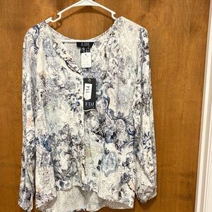 565. FDJ Lightweight Printed V-Neck Long-Sleeve Blouse - Blue/White Floral